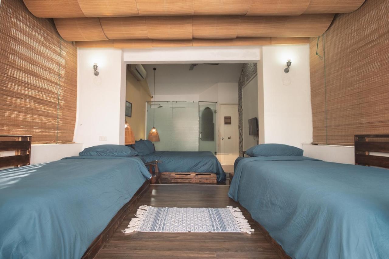 Entire French House With 4 Bedrooms In Hanoi Downtown Exterior photo